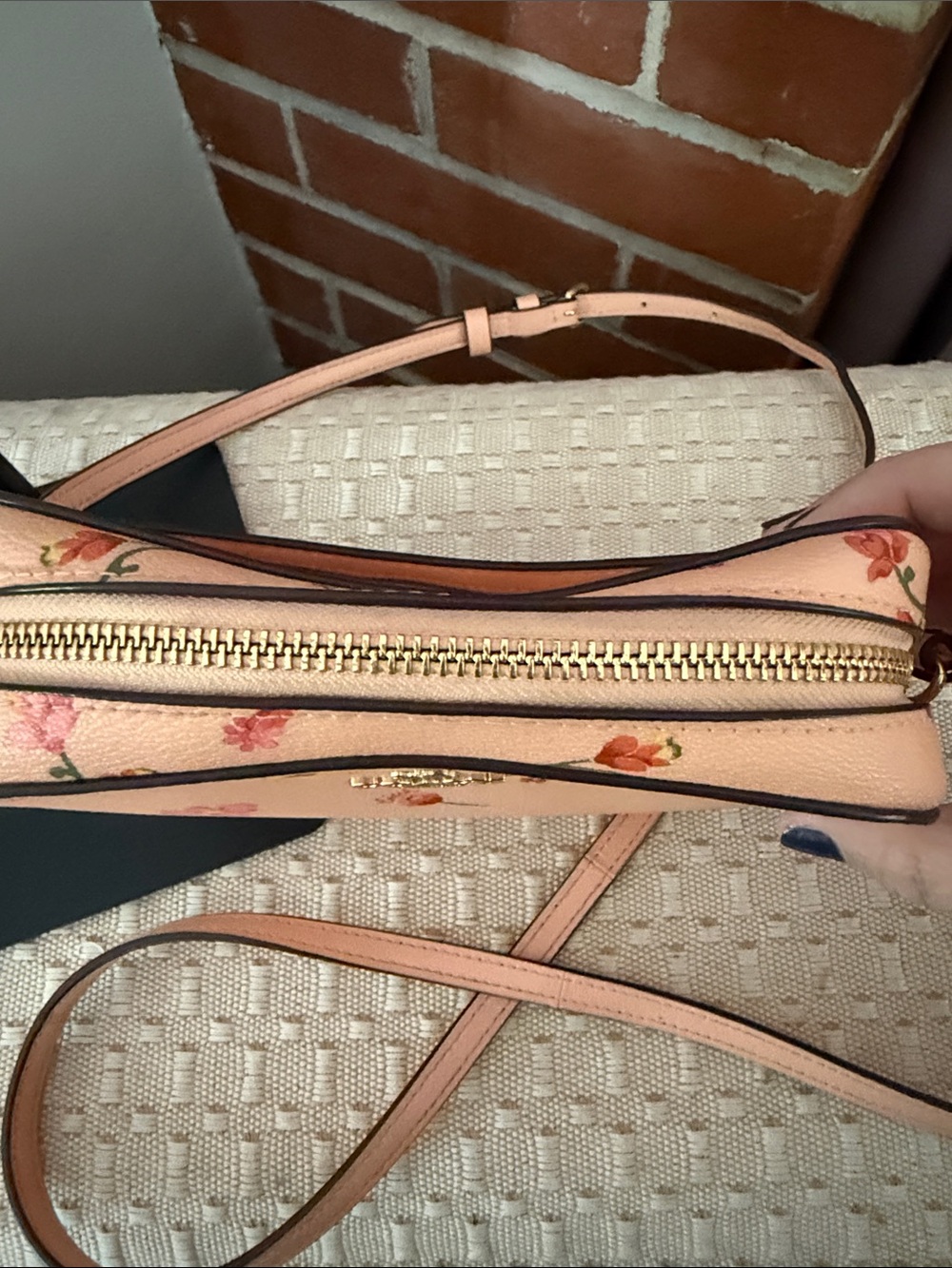 COACH Peach Floral Crossbody Camera Bag - Picture 4 of 5